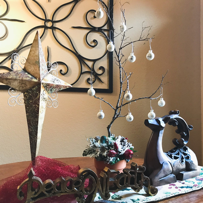 Preparing Your Hearts and Homes for Christmas - and Freebies!