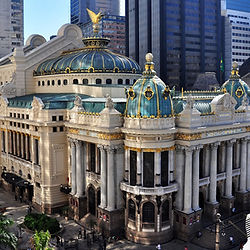 teatro-municipal-rio-de-janeiro.jpg