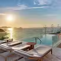 hilton-copacabana-piscina-r00.avif