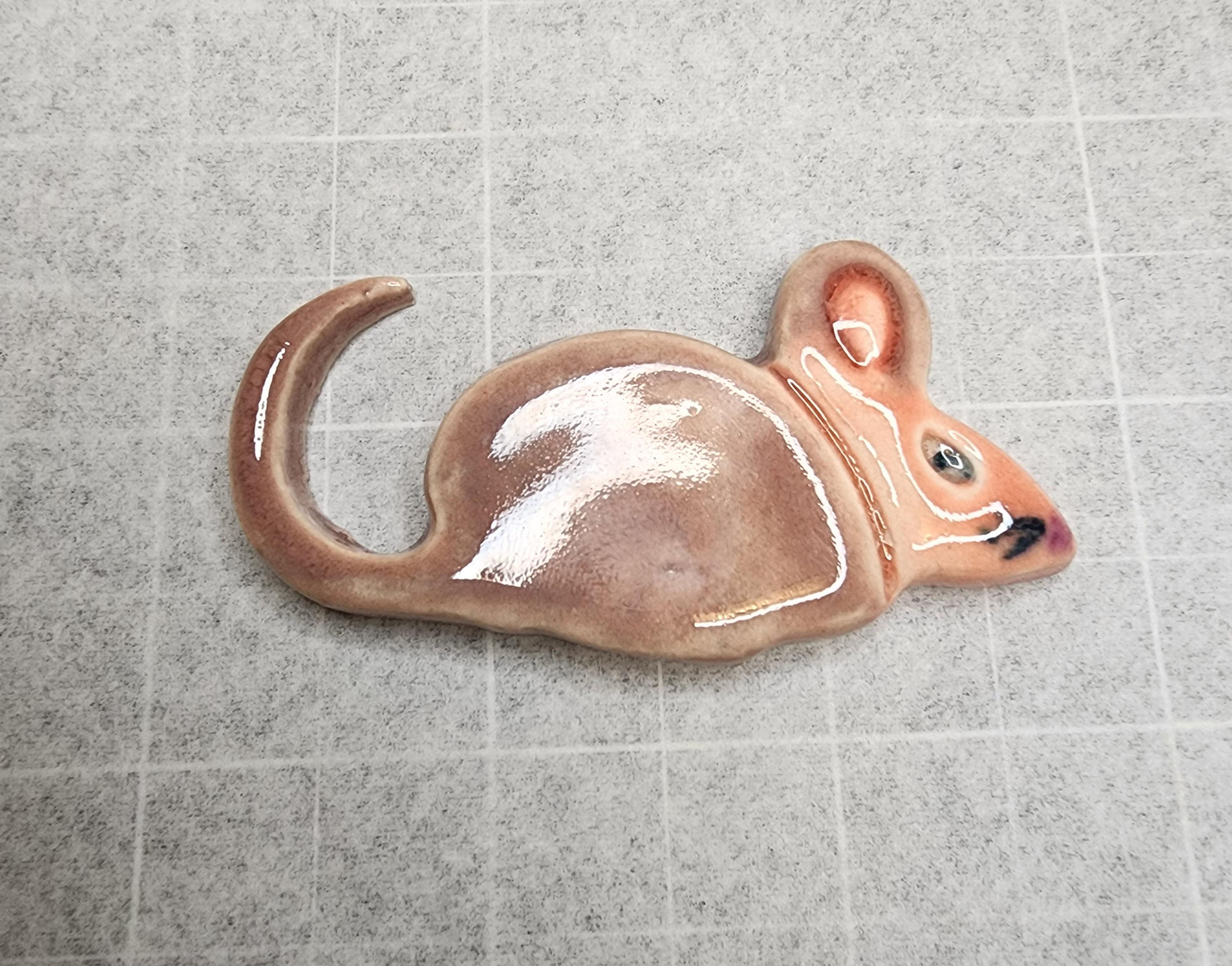 Wearable Ceramic Mouse Magnet – Hand-Painted Art Brooch Magnet | Colorful Clay