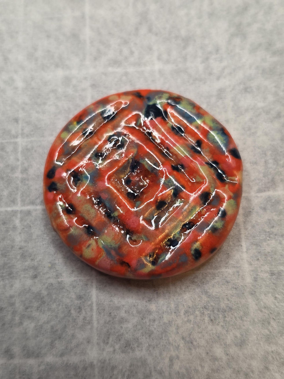 Thumbnail: Round Ceramic Magnet – Colorful Abstract Clay Art, Modern Fridge
