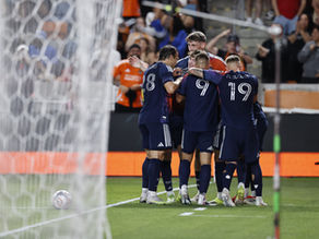 Team celebrates second goal against Portland Timbers | Julio Alvarez - Foxtrot Media
