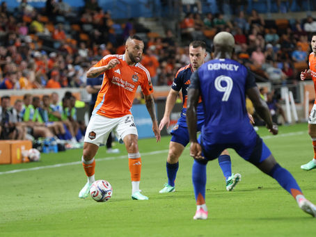 Dynamo Drop Lead and Settle with Tie in the 90th Minute