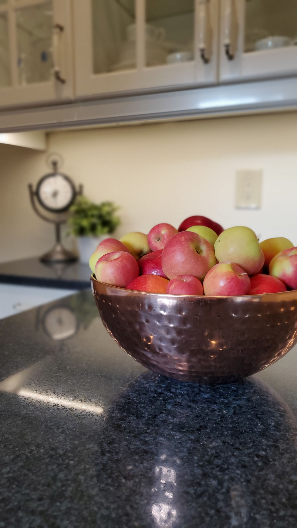 New kitchen peninsula