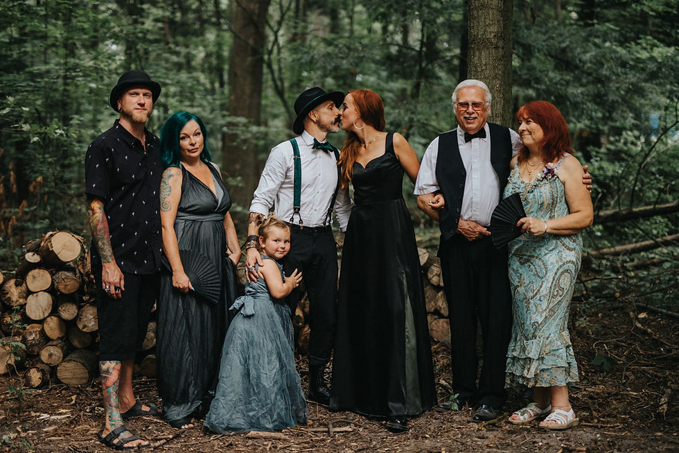 Jonathan&Lindsey-251.jpg