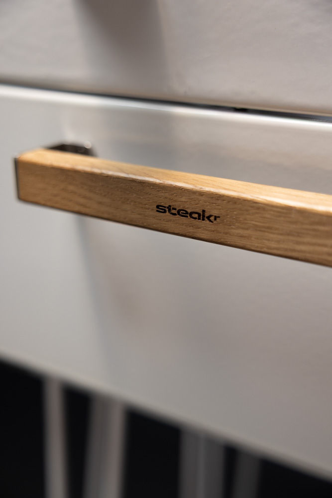 Thumbnail: STEAKR - Your grill for perfect steaks!