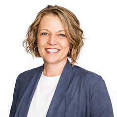 Betsy Snyder Headshot.JPEG