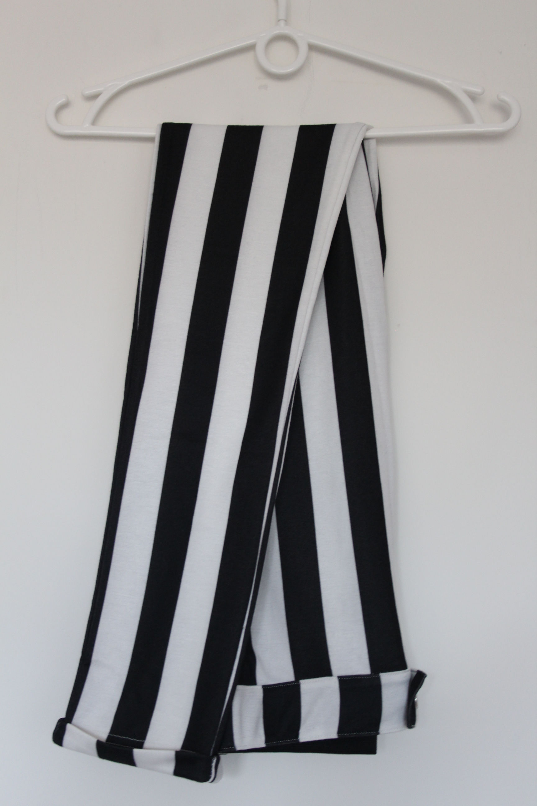 NOWE legginsy w paski M