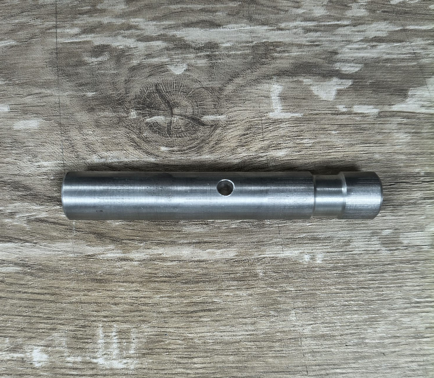 PERNO HEMBRA ALUMINIO 5/8