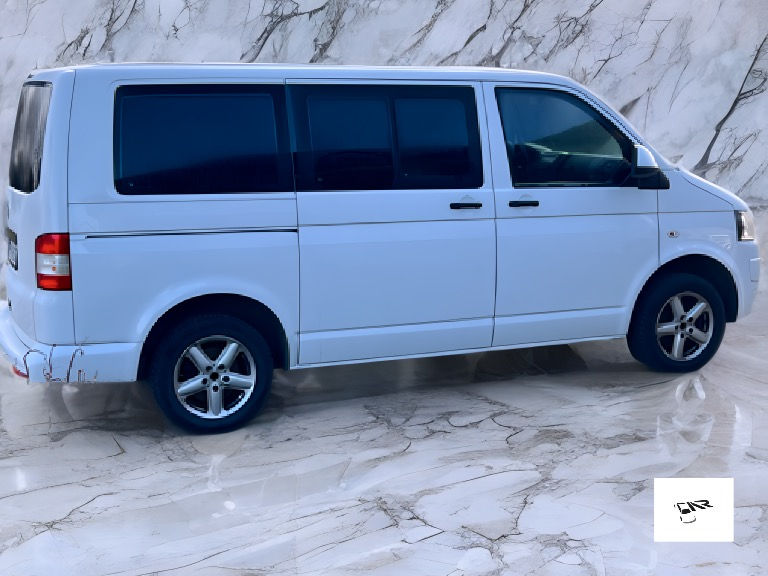 Thumbnail: VOLKSWAGEN Transporter 50e km - Multivan kialakitas