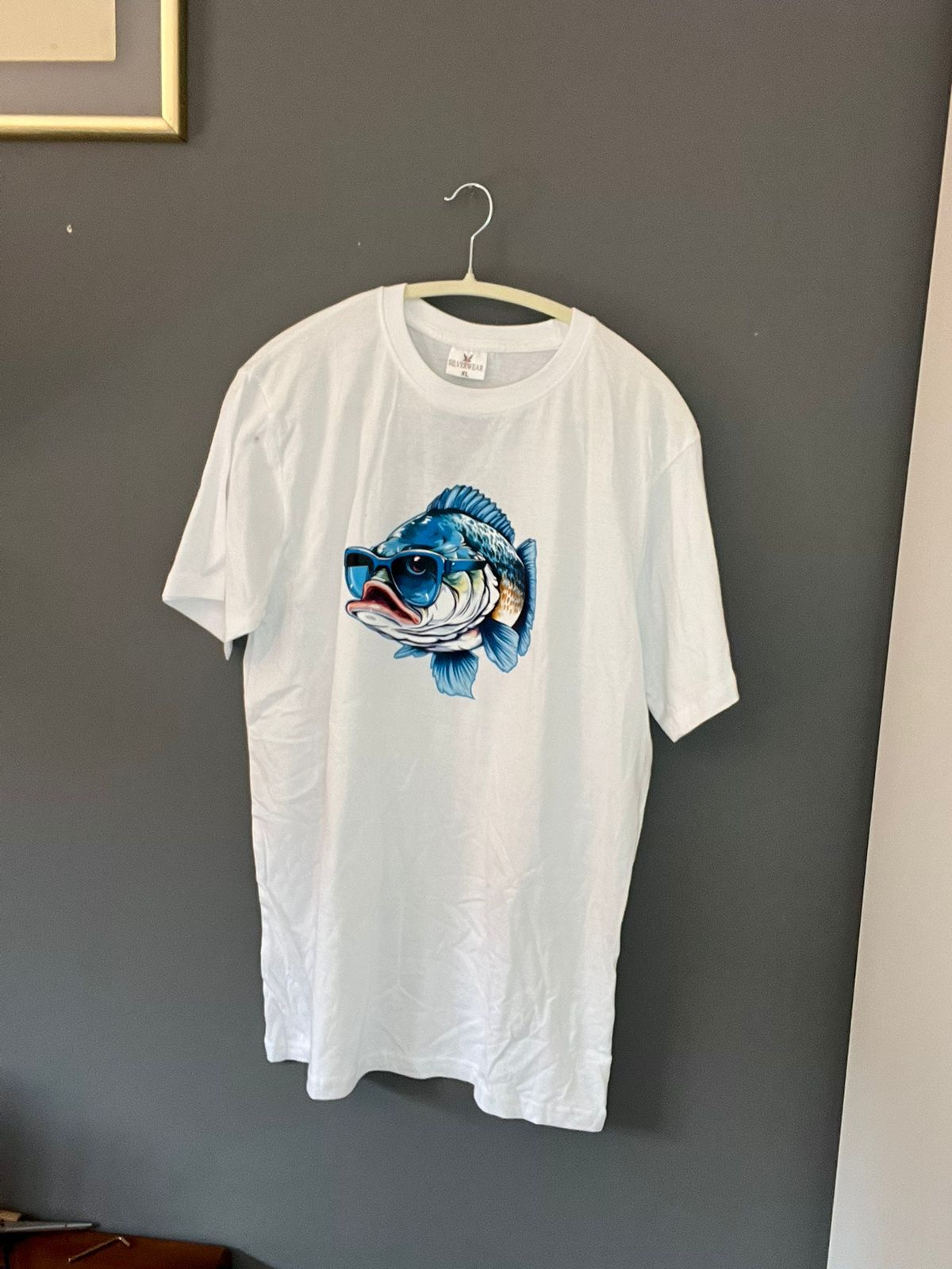 White Cotton, Blue Bass with Sunnies T-shirt - Large