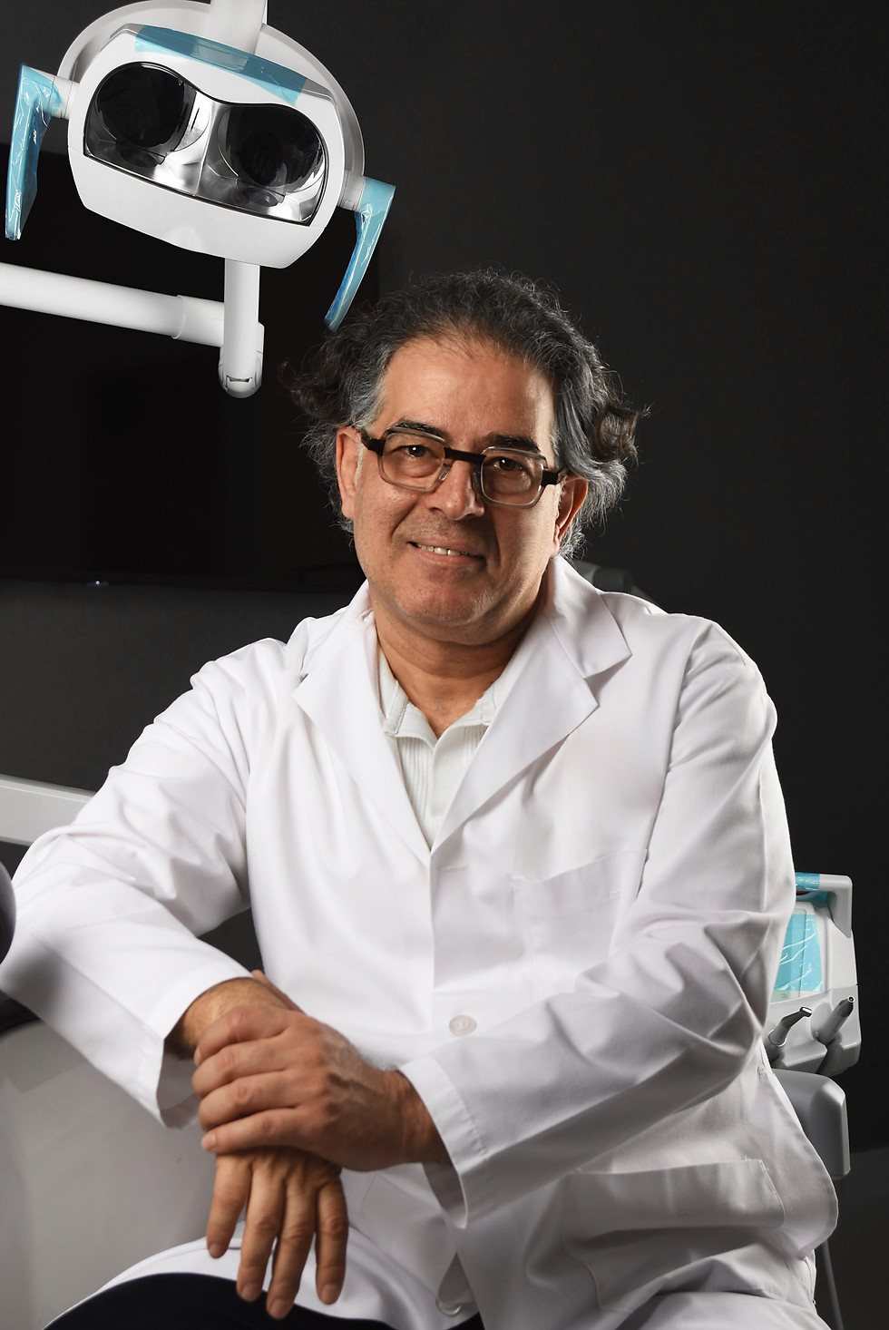 Dr. Mohannad 3.jpg
