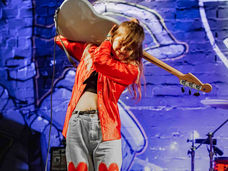 SKATING POLLY Returns to Vegas with
POTTY MOUTH, CROMM FALLON & THE P200
at BEAUTY BAR LV