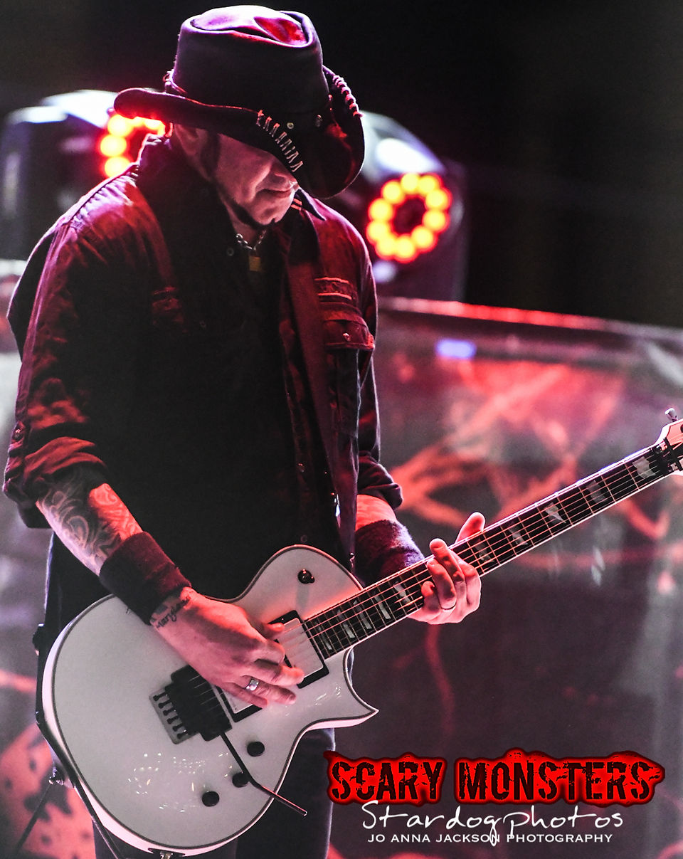Hellyeah_©Jo_Anna_Jackson-Stardogphotos-108