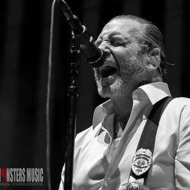 Social Distortion and Flogging Molly: Sold Out in Las Vegas at the DLVEC