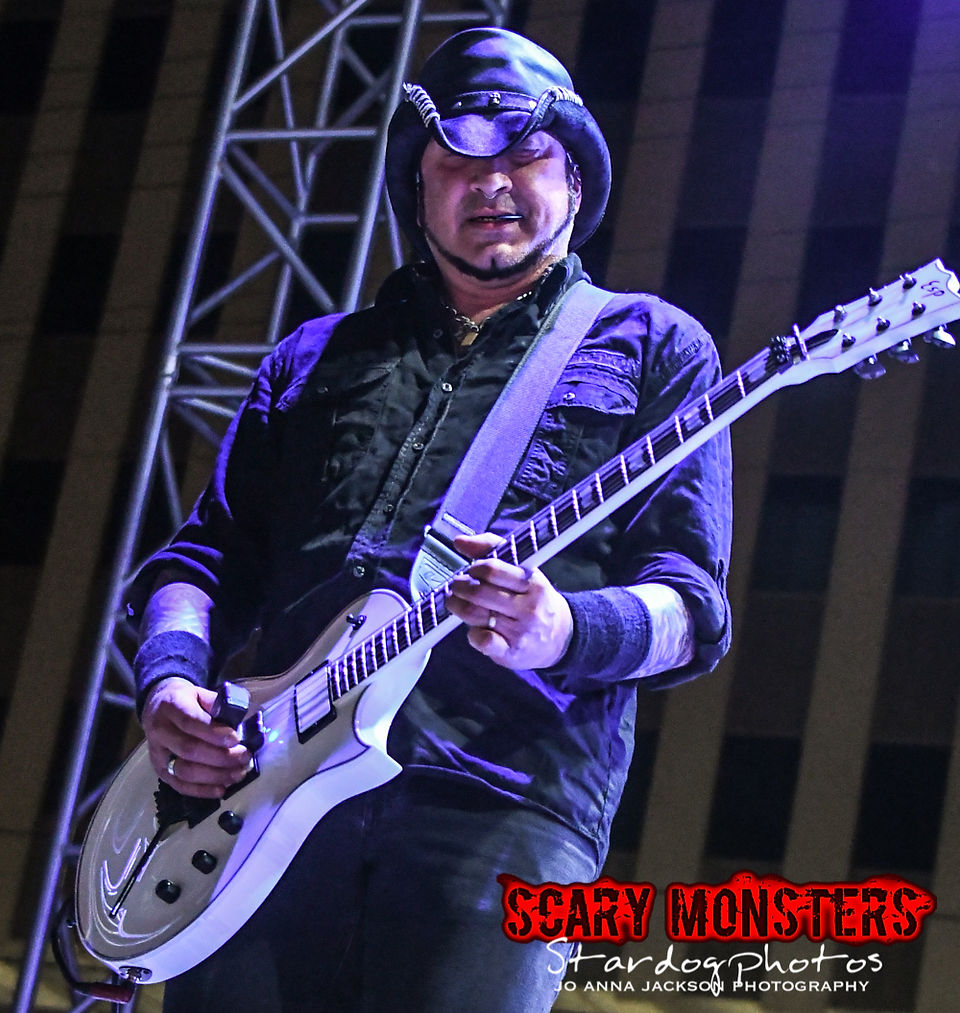 Hellyeah_©Jo_Anna_Jackson-Stardogphotos-80