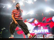 WWWY Sideshow : A DAY TO REMEMBER blast the BleauLive at Fontainebleau in Las Vegas to Kick off the weekend