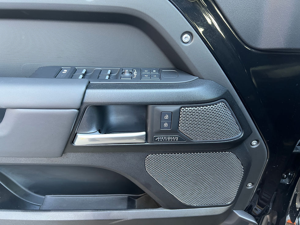 Thumbnail: 2024 Land Rover Defender 110 V8