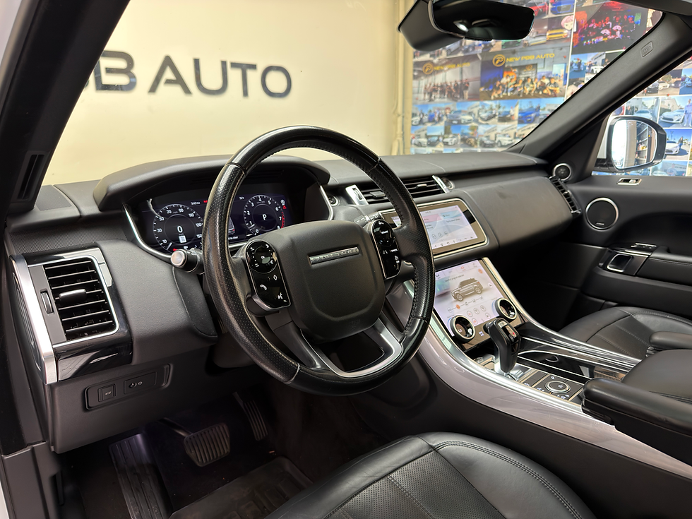 Thumbnail: 2018 Land Rover Range Rover Sport HSE