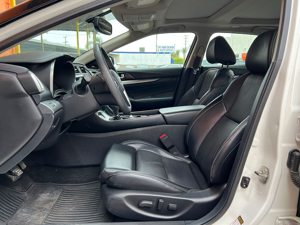 縮圖：2017 Nissan Maxima