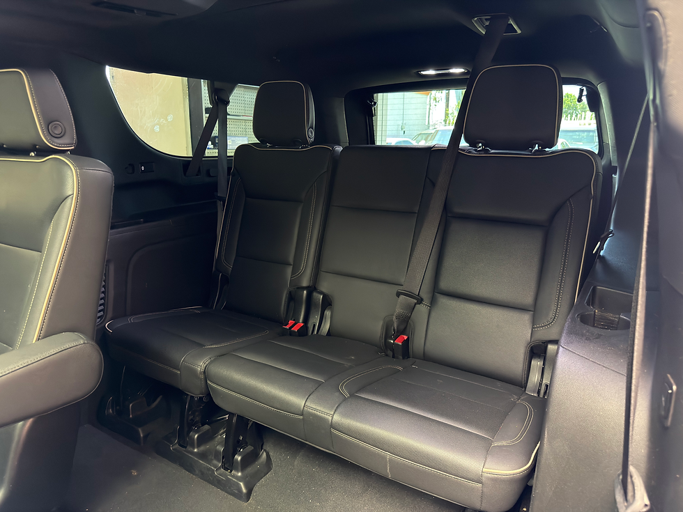 Thumbnail: 2023 Chevrolet Suburban Premier