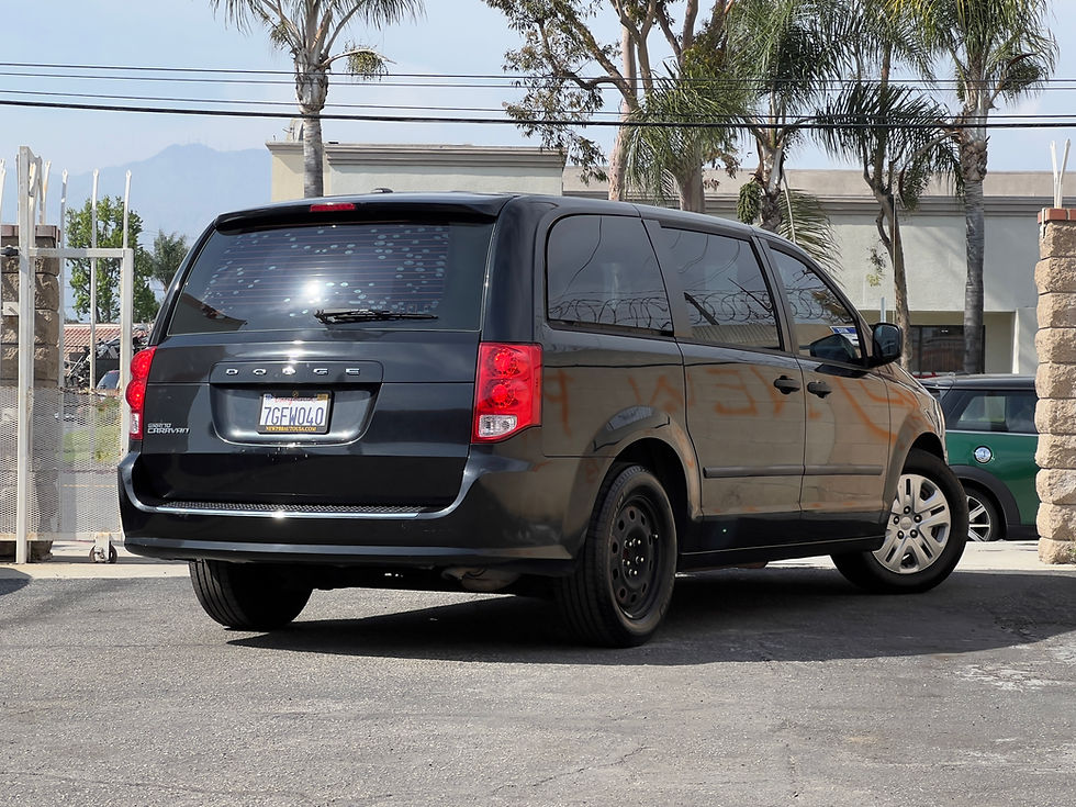 縮圖：2014 Dodge Caravan