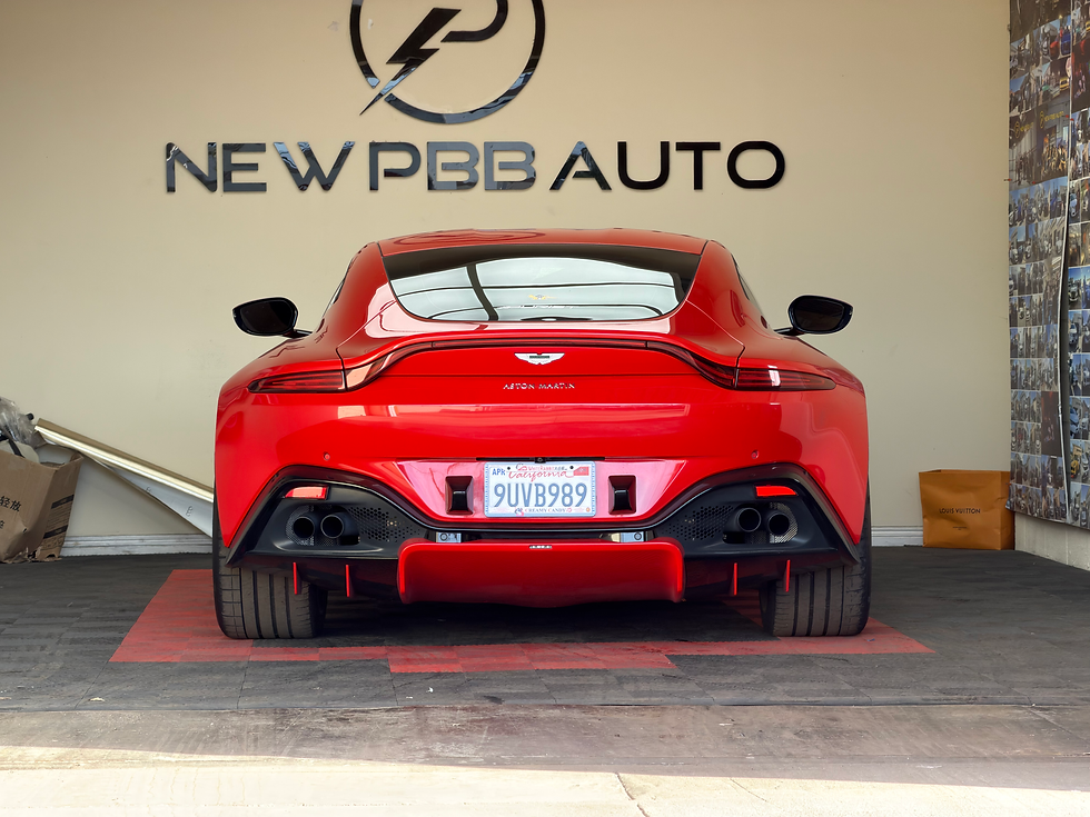 縮圖：2020 Aston Martin Vantage