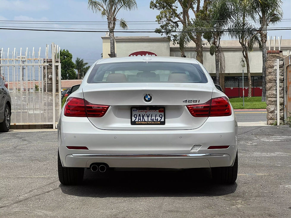 縮圖：2015 BMW 428i