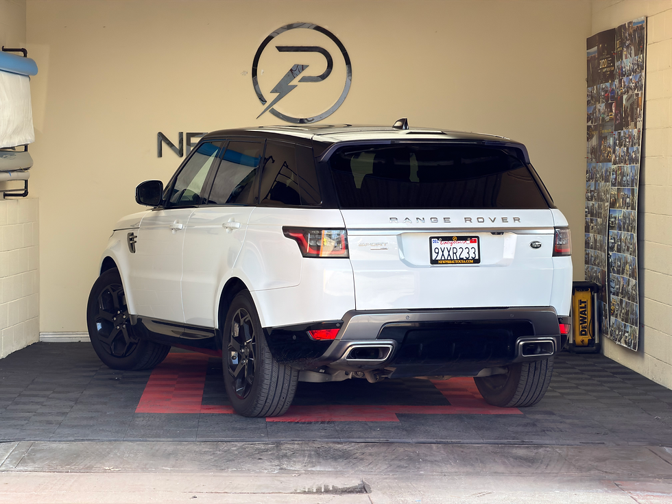 Thumbnail: 2018 Land Rover Range Rover Sport HSE