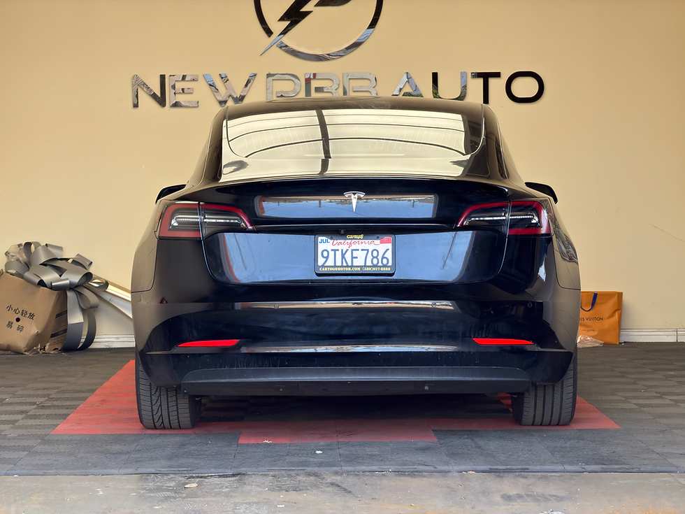 縮圖：2020 Tesla Model 3 Standard Range Plus