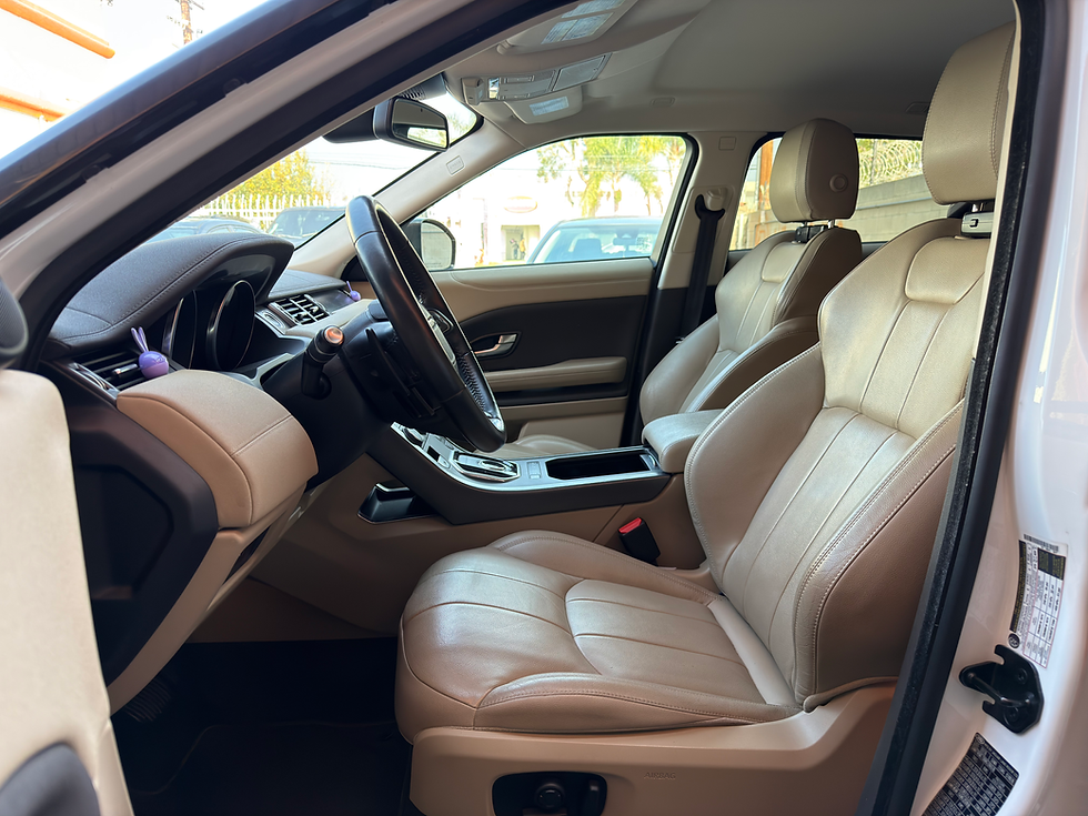 Thumbnail: 2019 Land Rover Range Rover Evoque SE Sport