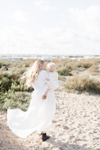 beach session mummy and me west mersea essex motherhood family photographer