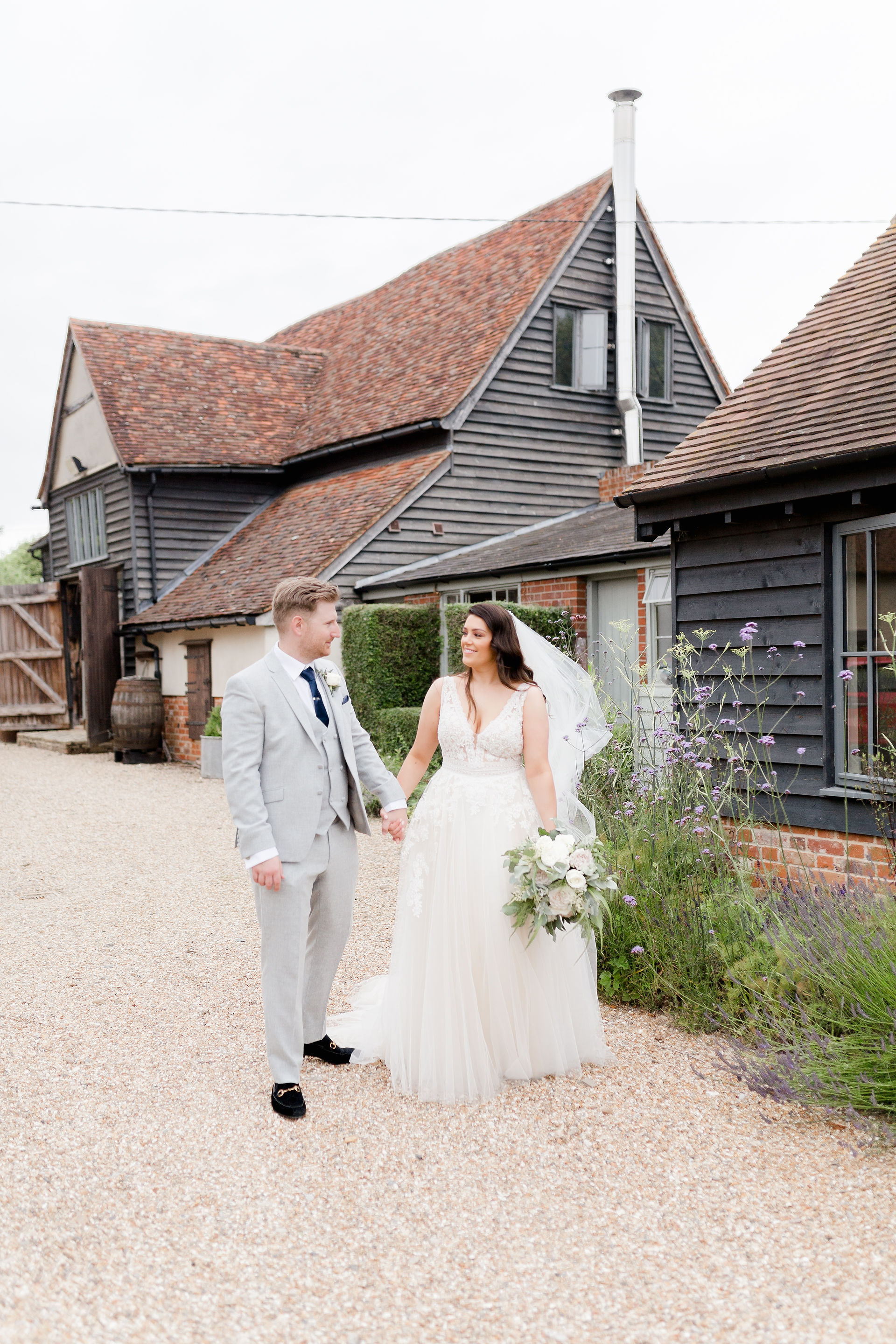 suffolk wedding photographer light and airy