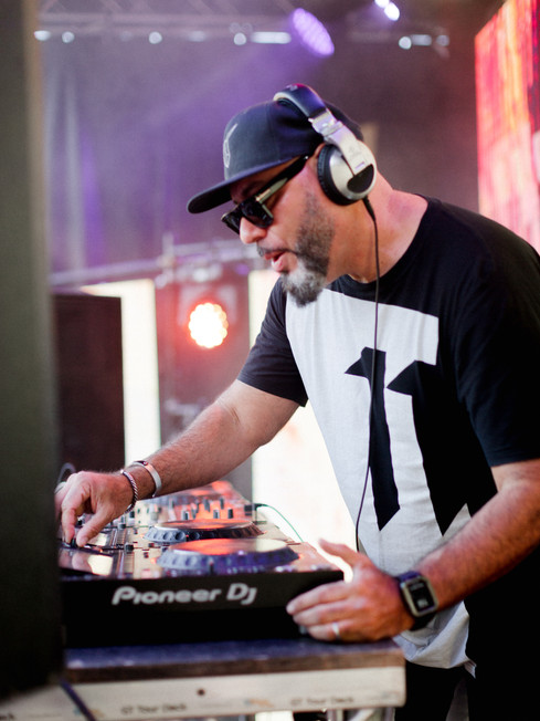 musik in the park colchester music festival event photography roger sanchez