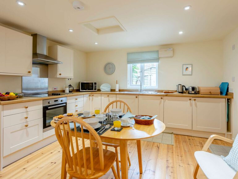Well equipped kitchen