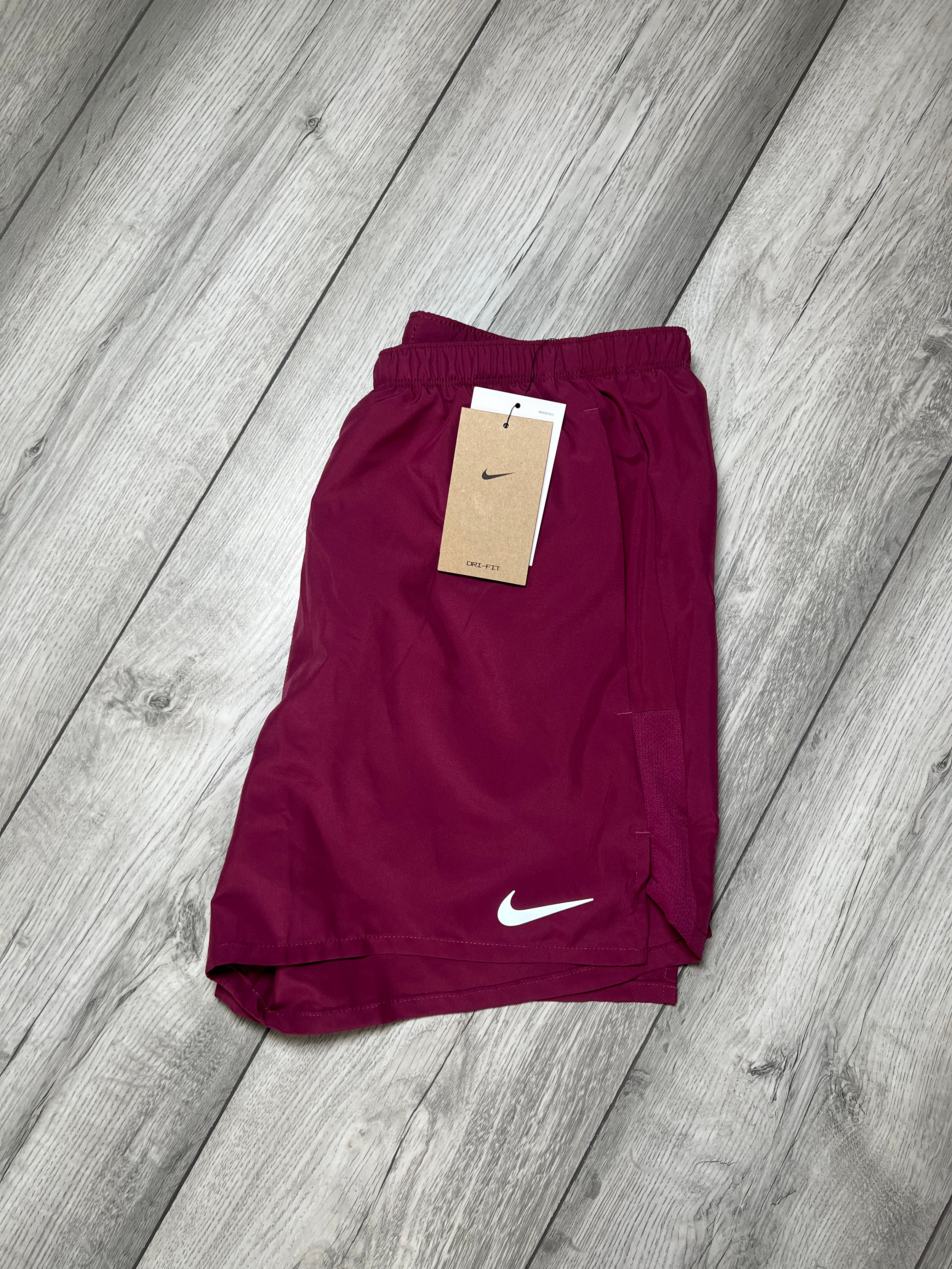 Nike Challenger 5" Shorts