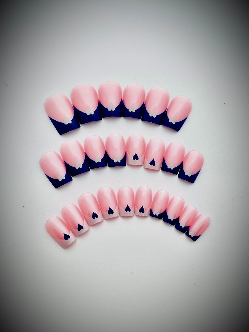 Betty - Press On Nail Set - Short/Square