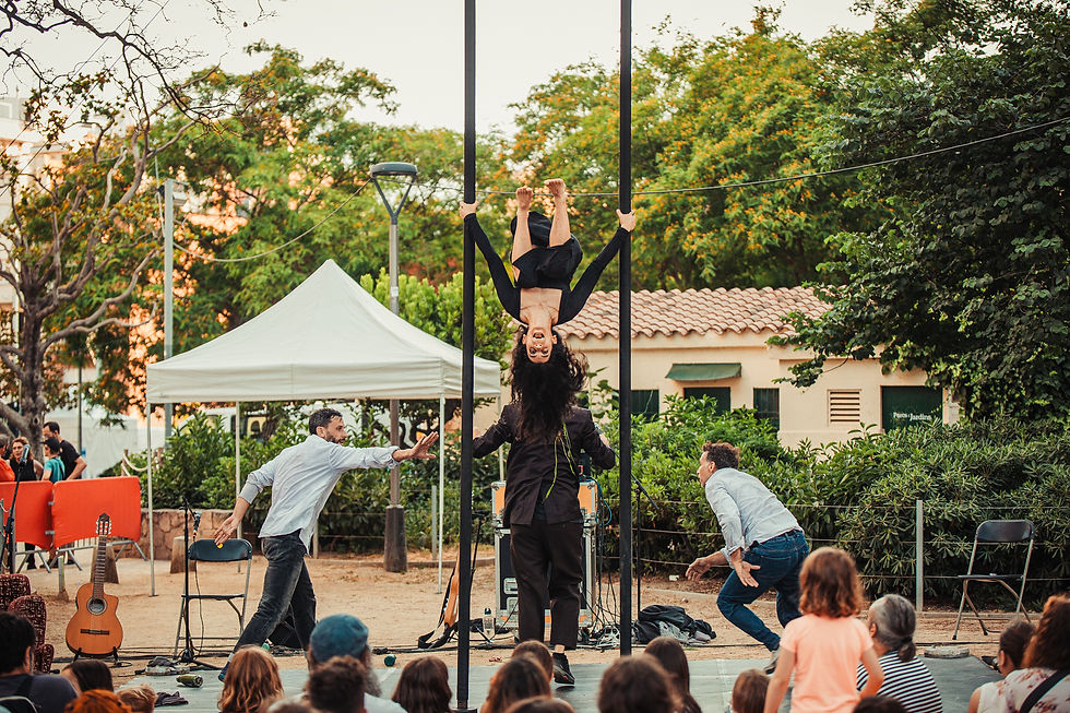 Borderline_cirque entre nous_circorts