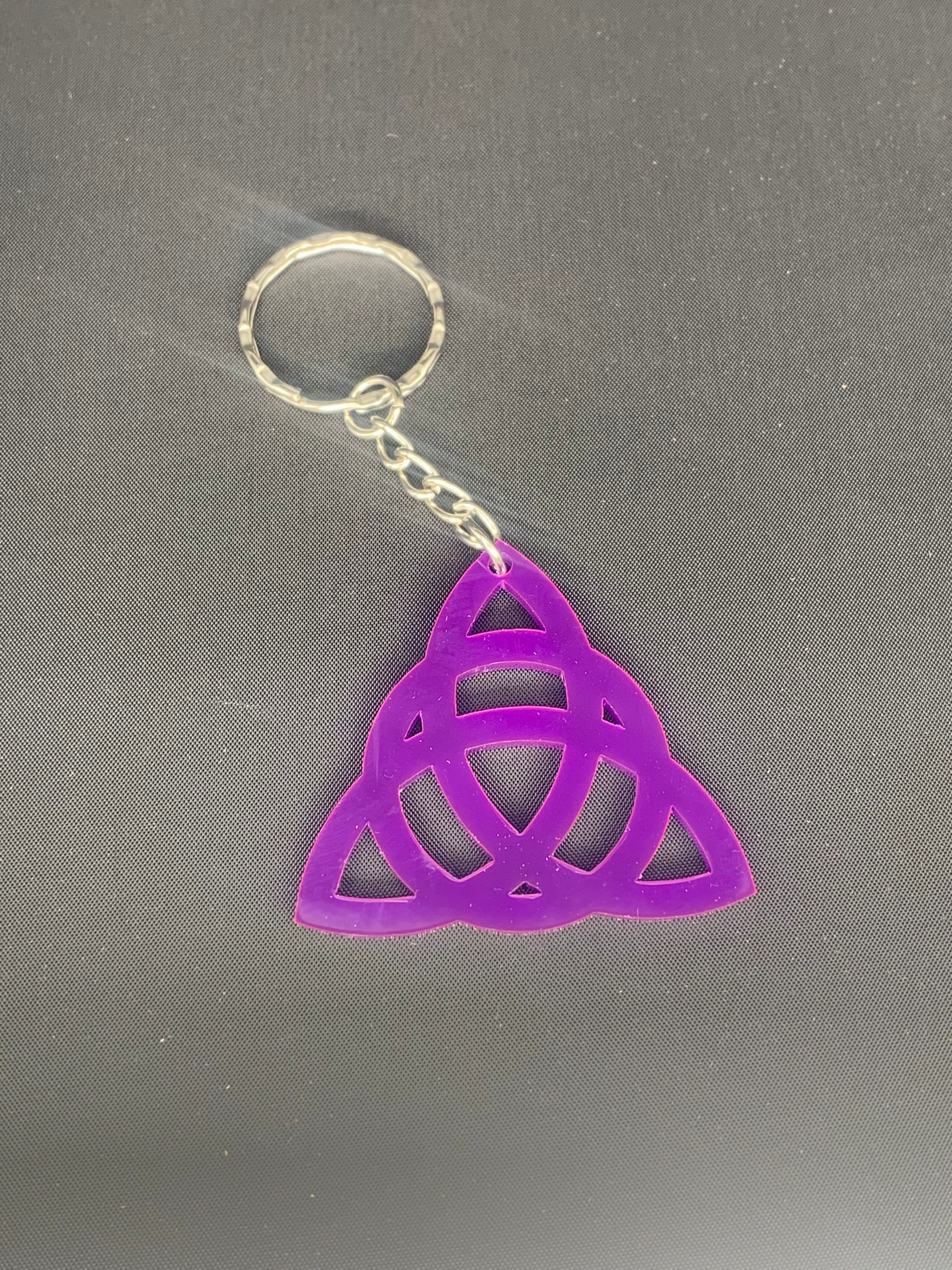 Triquetra Keyring, Celtic, triple knot keychain