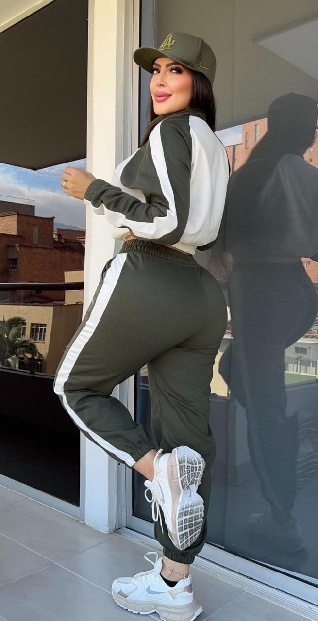 Miniatura: C📍✅i9/Marzo. Conjunto Nike perchado Talla ú #MOS254-F566