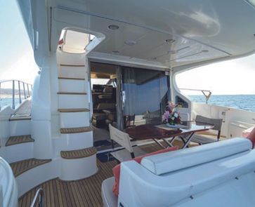 50' Azimut Yacht in Cabo with Baja Pass