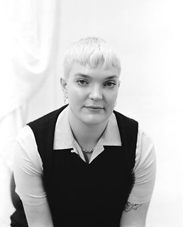 Isabella Bassett headshot_ credit_Maite de Orbe.jpg