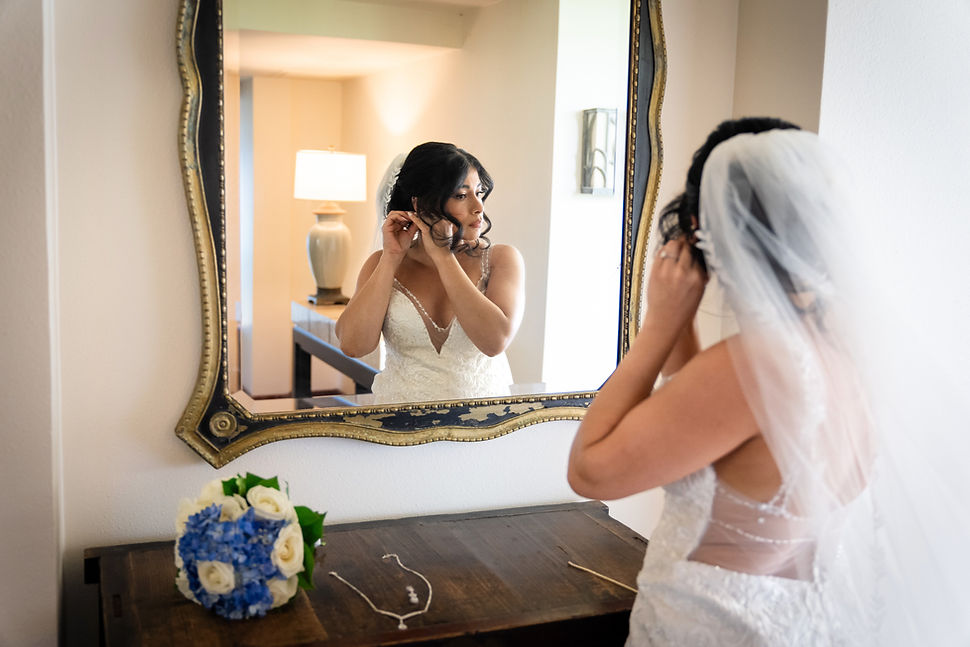 KIW-GettingReadyPhotos - 12.jpeg