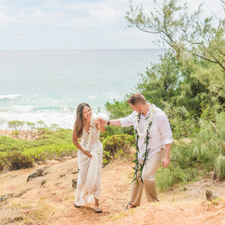 Kauai Island Weddings - Kauai's premier wedding planner. Beach & Bluffs 16