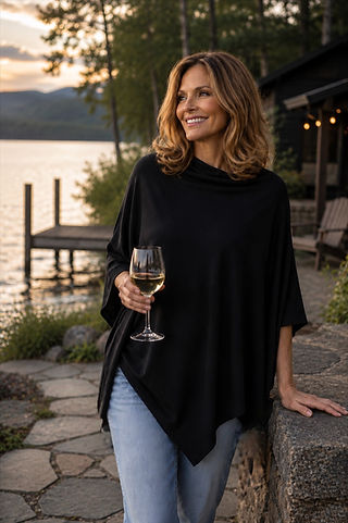Poncho - merino-black - 1.jpeg