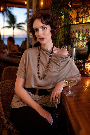 Merino Poncho - burlywood beige tropical - 1.jpeg