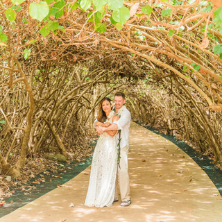 Kauai Island Weddings - Kauai's premier wedding planner. Beach & Bluffs 20