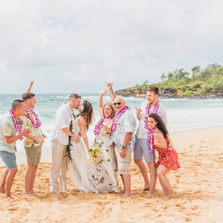 Kauai Island Weddings - Kauai's premier wedding planner. Beach & Bluffs 19