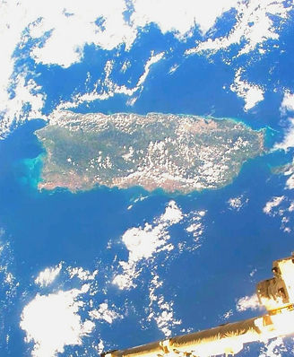 iss006e16953~medium1_edited_edited_edited_edited_edited_edited.jpg