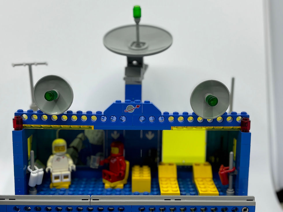 Thumbnail: LEGO 6970 - Beta 1 Command Base